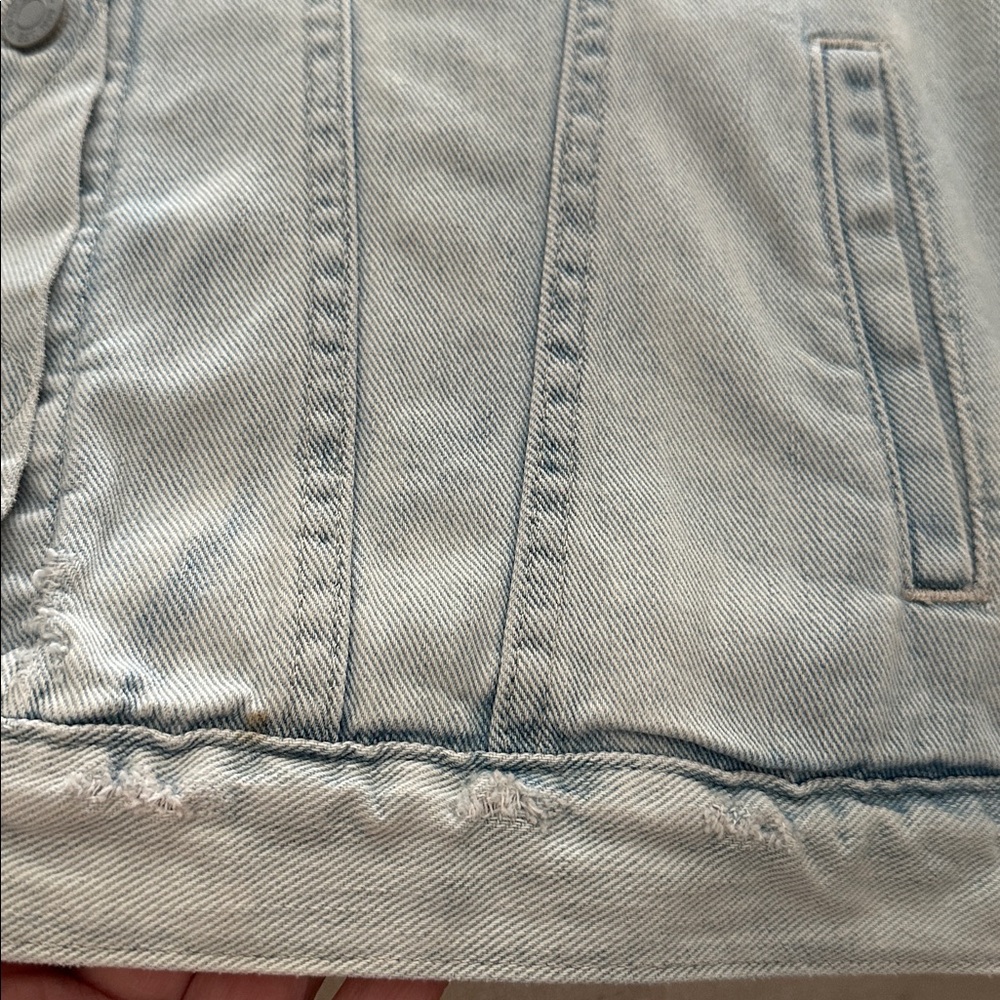 GAP Light Blue Jean Trucker Jacket - Picture 6 of 10
